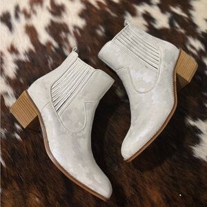 White booties